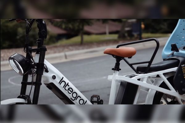 Ergonomic Maven Cargo E-Bike