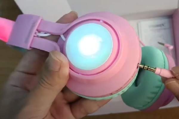 Riwbox CT7 Cat Ear Kids Headphones