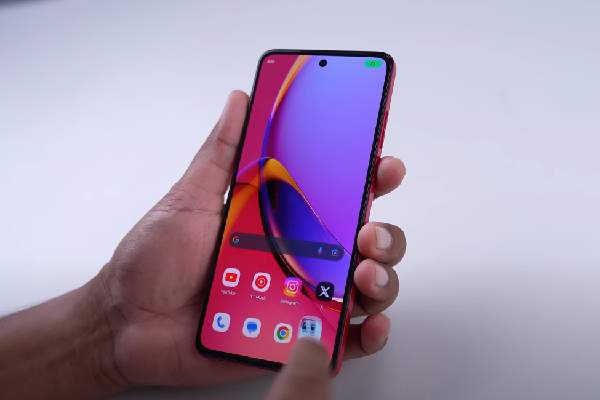 Motorola Midrange Moto G85 Smartphone