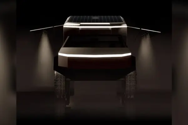 Living Vehicle New CyberTrailer