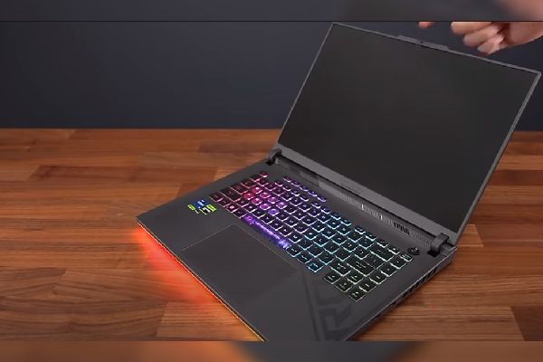 Asus ROG Strix G16 G614JVR-ES94 Specs