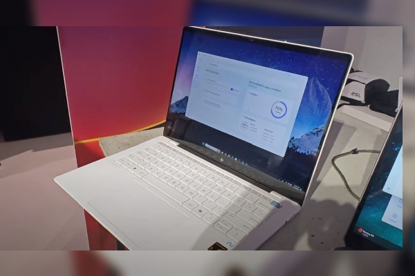 HP OmniBook Ultra AMD Ryzen AI PC