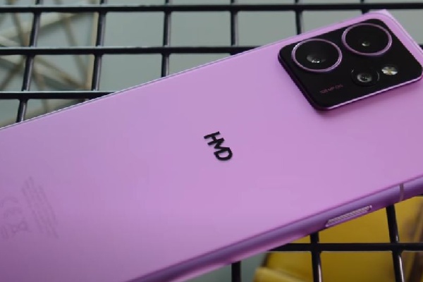 Exclusive HMD Skyline Review