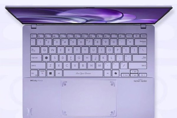 World 1st Smellable Laptop