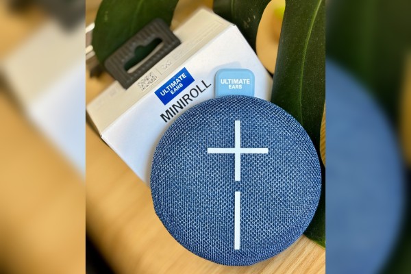 Miniroll Ultimate Ears Speaker Review