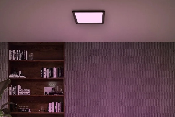 Philips Hue HDMI Sync Box 8K Review
